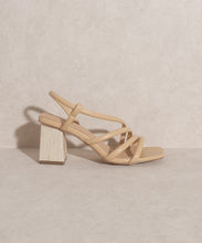 Load image into Gallery viewer, OASIS SOCIETY Ashley Wooden Heel Sandal - In Your Space Boutique
